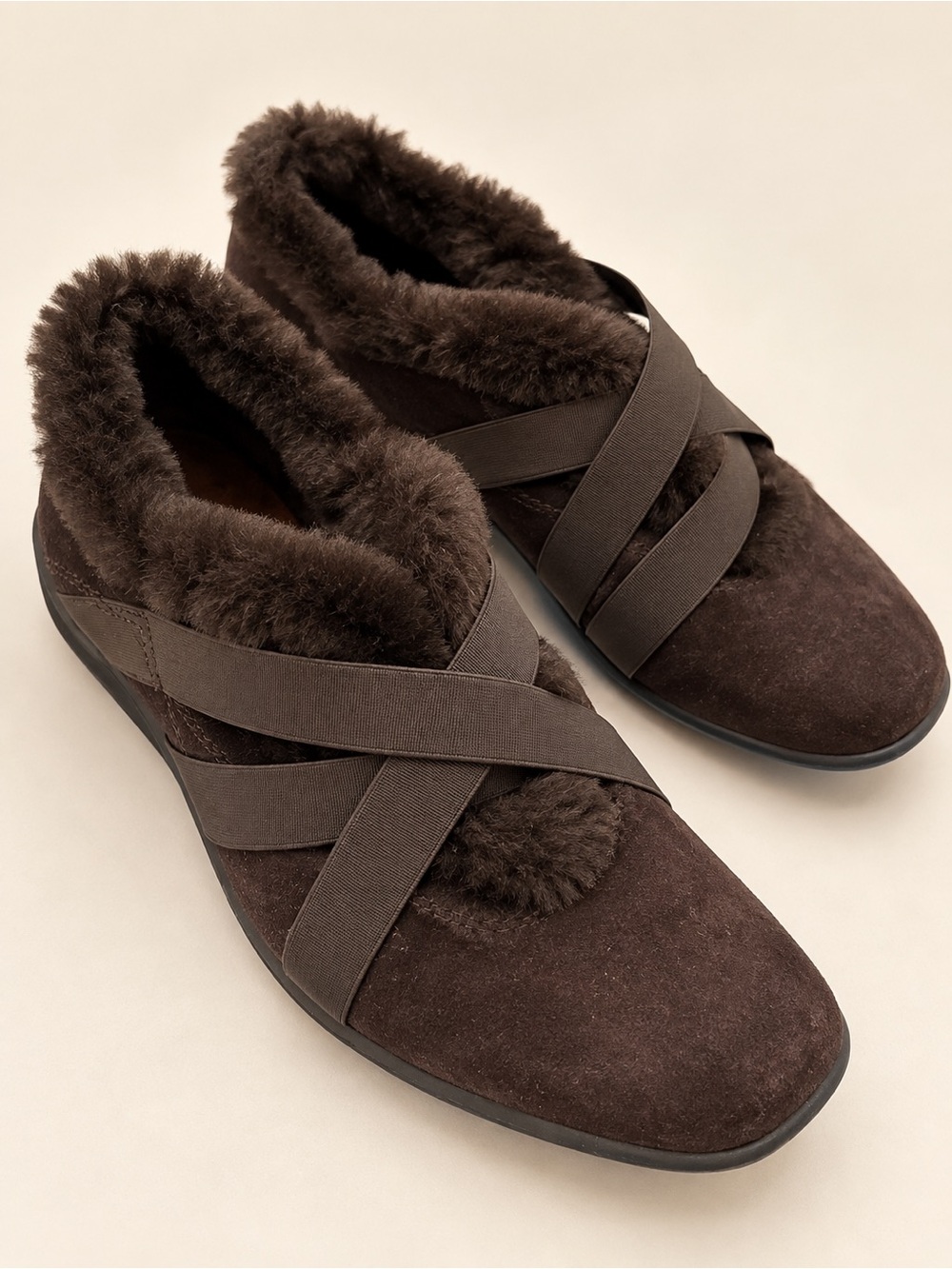 Stuart Weitzman Brown Suede Fur Lined Crisscross Sneaker Made in Spain 10/10.5